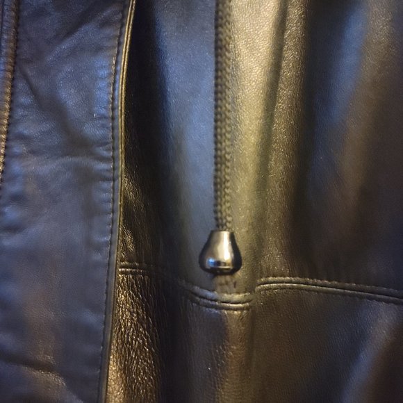Di Capra International Lamb Leather Hooded Coat - Picture 4 of 16